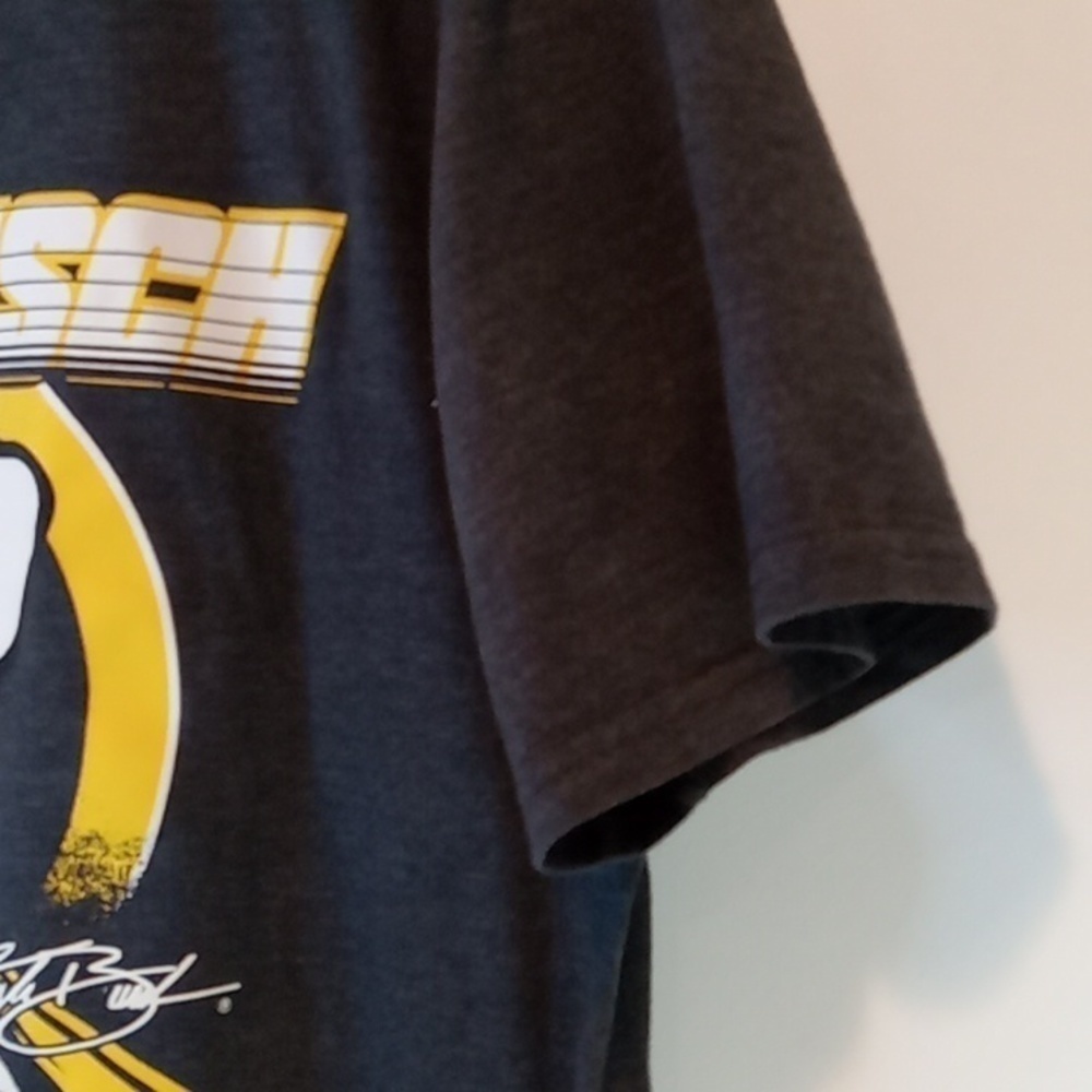 NASCAR Kyle Busch #18 Men's Size XL Gray Crew Neck Short Sleeve Tee Shirt EUC! - Picture 5 of 16